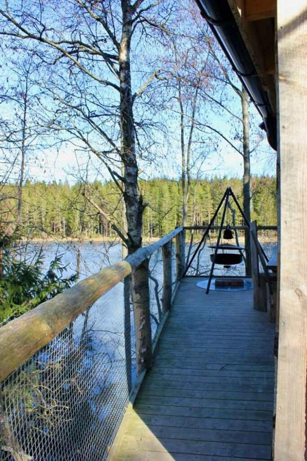 Tretopphytter Pa Grensen - Beverhytta Med Robat Og Gjeddefiske Halden Zewnętrze zdjęcie